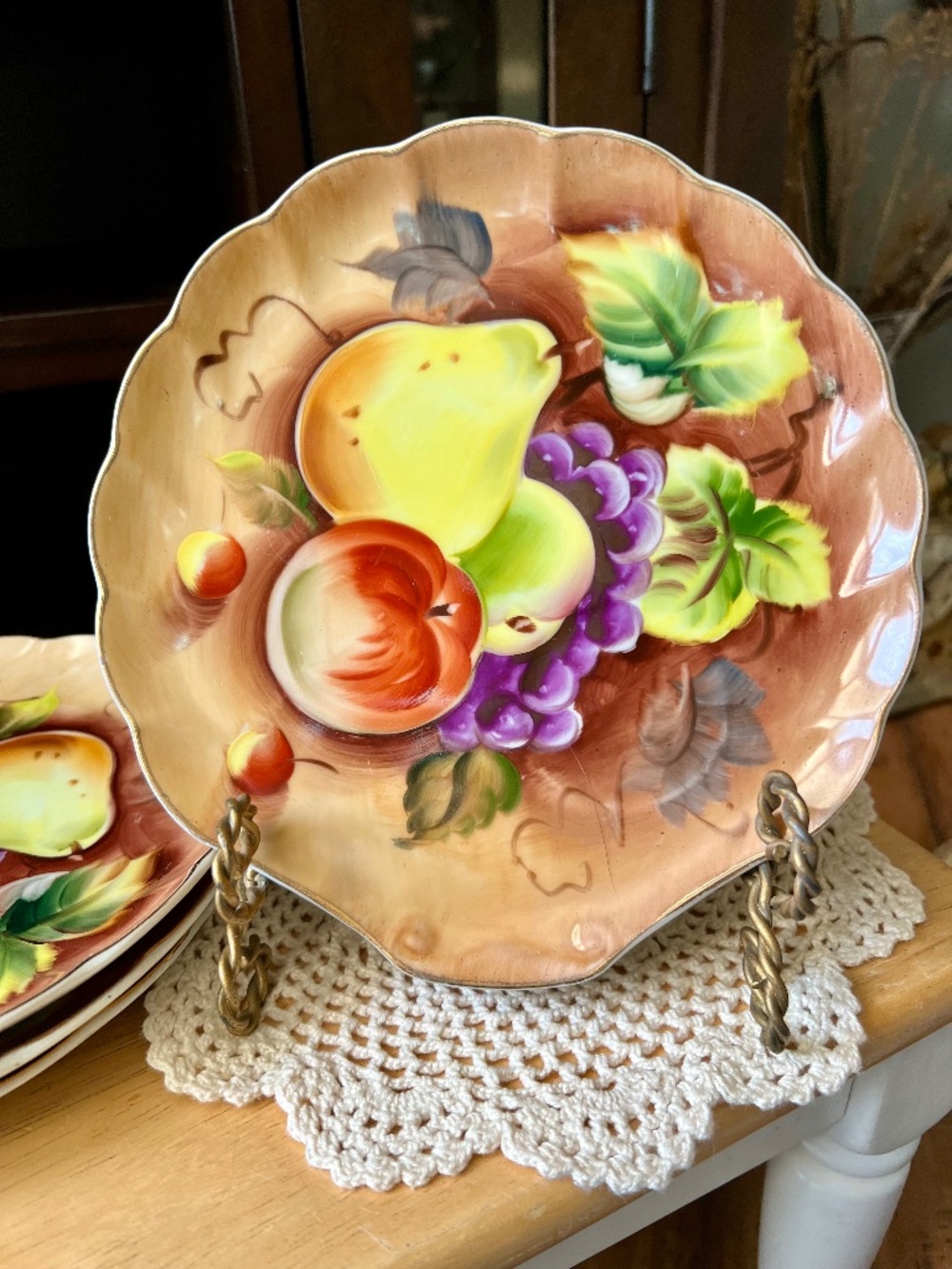 Lefton Japan Heritage Brown Fruit Pattern 8" Decor Plates Set of 4 Vintage